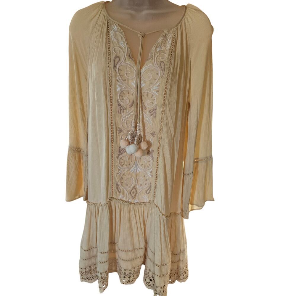 Lily Pulitzer Yellow Baby doll Dress Sz XS Keyhole front Bell Sleeve Embroidered - Picture 3 of 10